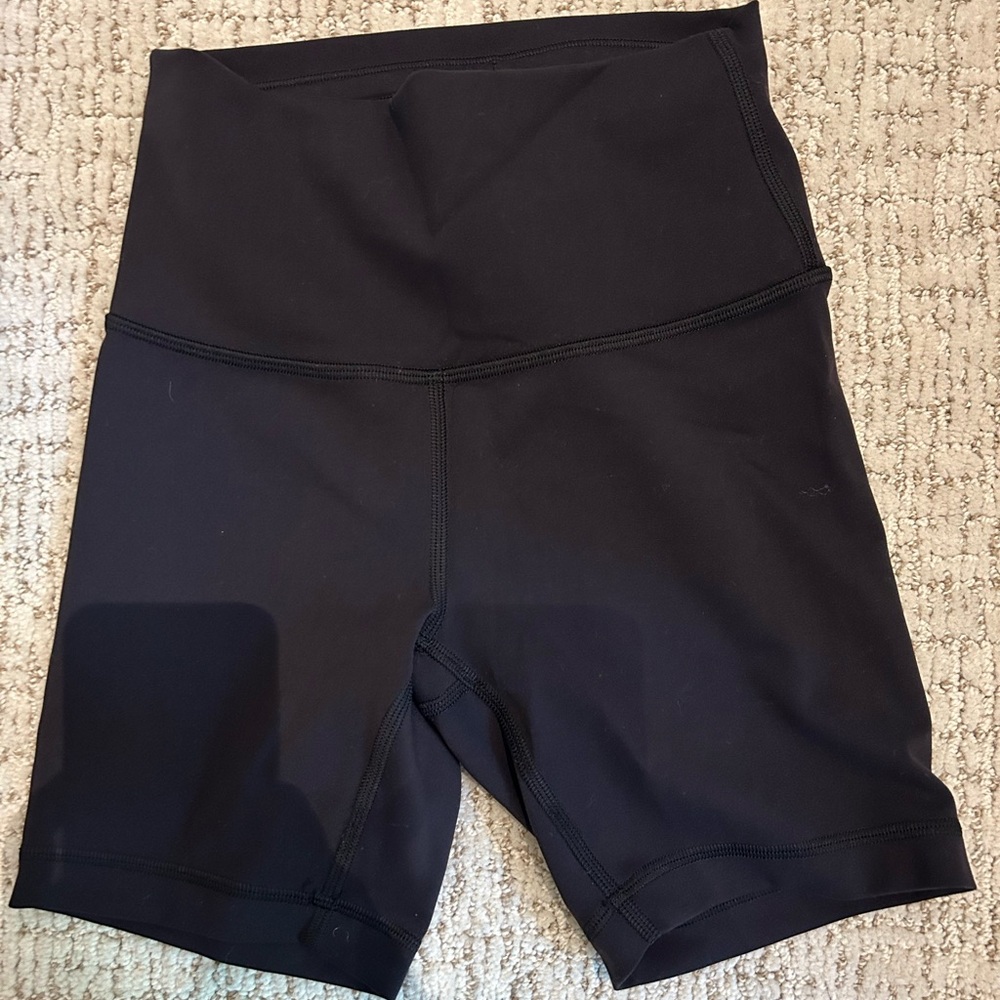 Black Lululemon bike shorts